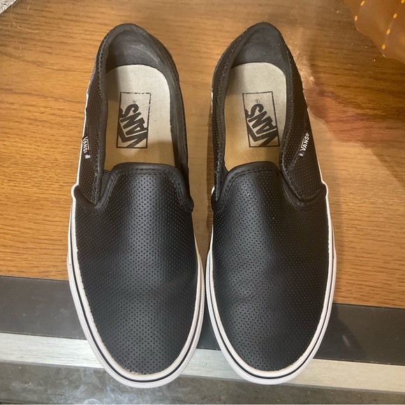 VANS WOMENS PERF LEATHER SLIP ON SNEAKERS SZ 7.5 - Picture 4 of 7